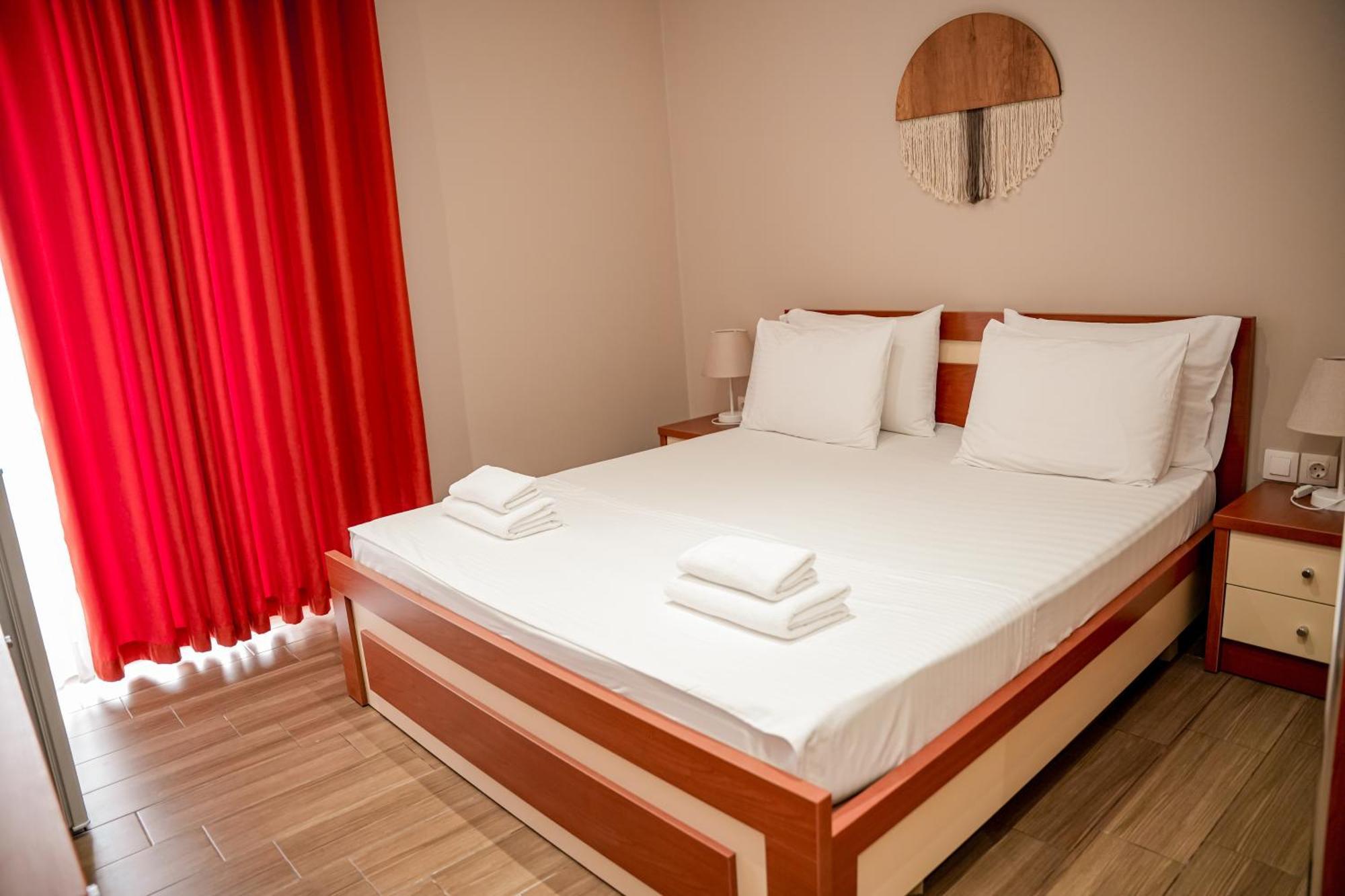 Aljur Hotel Химар Екстериор снимка